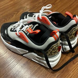 NIKE AIR MAX FURYOSA